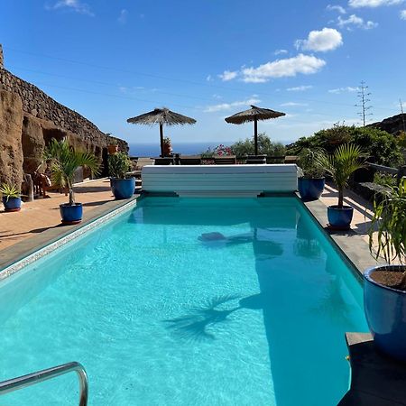 Castillo Lanzarote Villa Sophie - Luxury Villa -Sleep In A Volcanic Cave With Heated Pool Tias Bagian luar foto