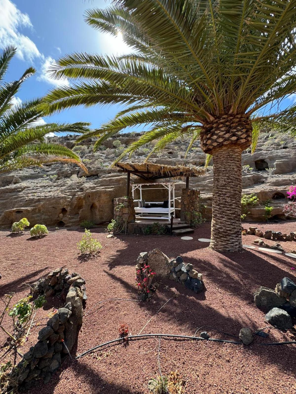 Castillo Lanzarote Villa Sophie - Luxury Villa -Sleep In A Volcanic Cave With Heated Pool Tias Bagian luar foto