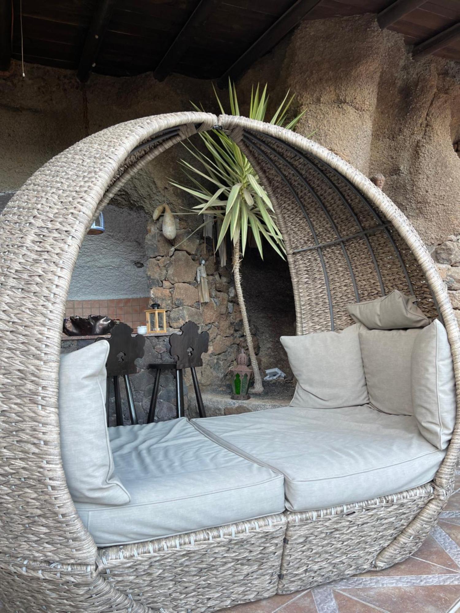 Castillo Lanzarote Villa Sophie - Luxury Villa -Sleep In A Volcanic Cave With Heated Pool Tias Bagian luar foto