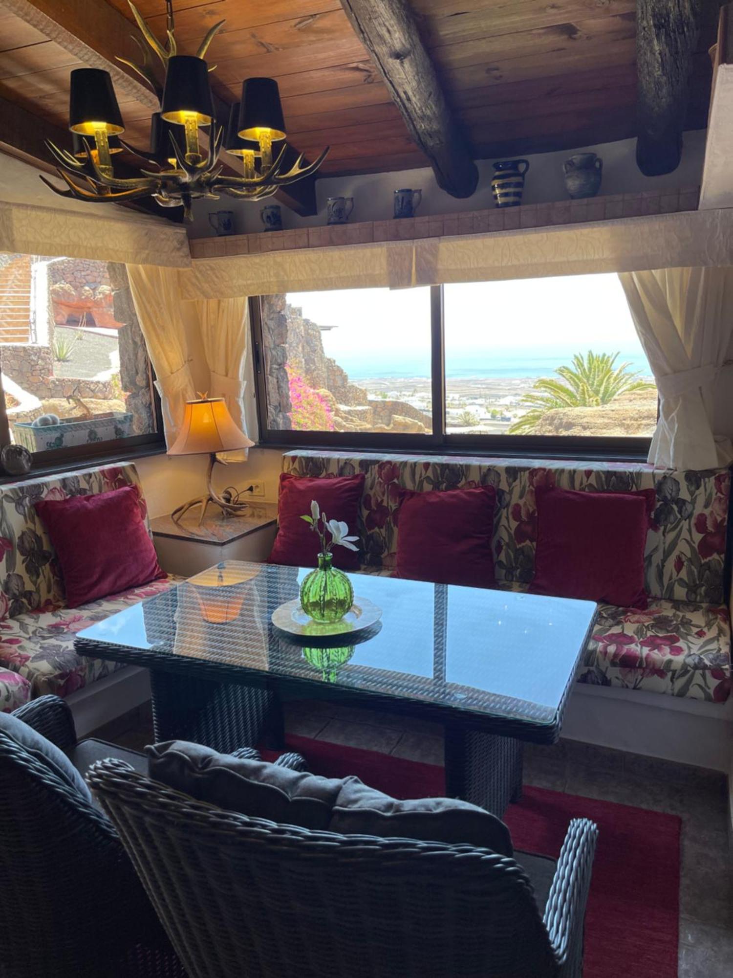 Castillo Lanzarote Villa Sophie - Luxury Villa -Sleep In A Volcanic Cave With Heated Pool Tias Bagian luar foto