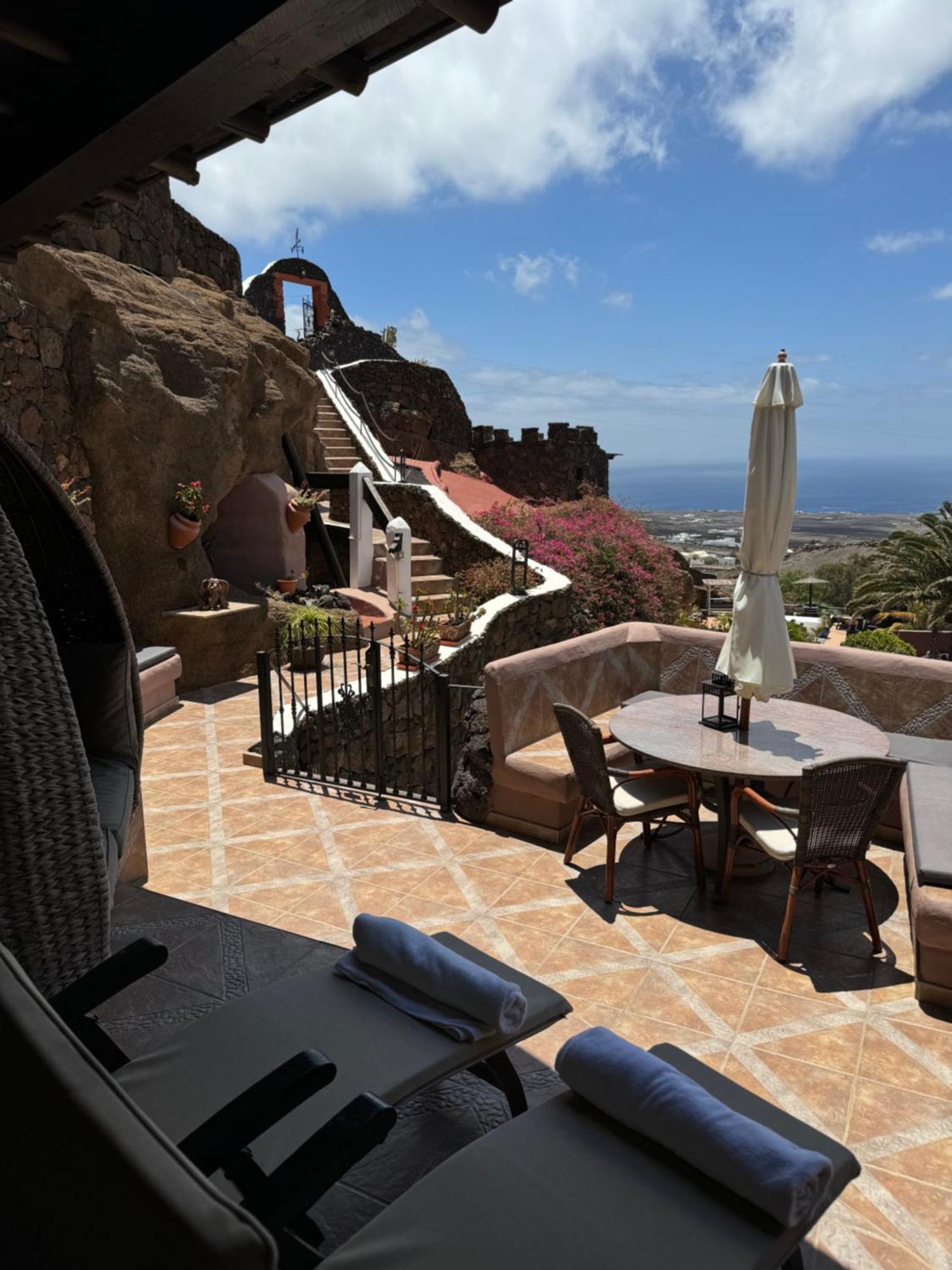 Castillo Lanzarote Villa Sophie - Luxury Villa -Sleep In A Volcanic Cave With Heated Pool Tias Bagian luar foto